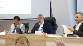 BAŞKAN MEHMET ÖNTÜRK EKİM AYI MECLİS TOPLANTISINDA KONUŞTU:“HATAY’IN KÜÇÜK SANAYİ SİTELERİNİN SORUNU AŞIYORUZ”