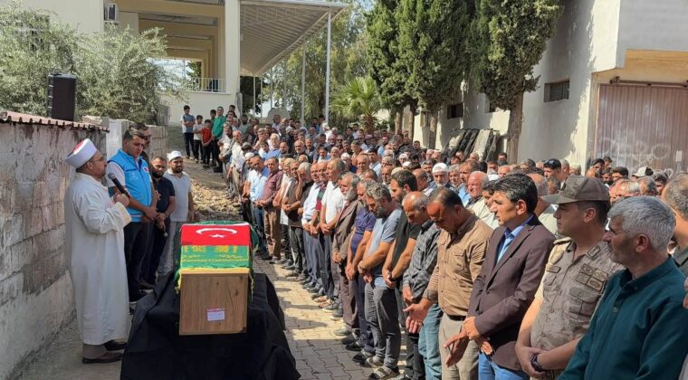 REYHANLI’DA ACI ÜSTÜNE ACI 2 KARDEŞ YAN YANA DEFNEDİLDİ
