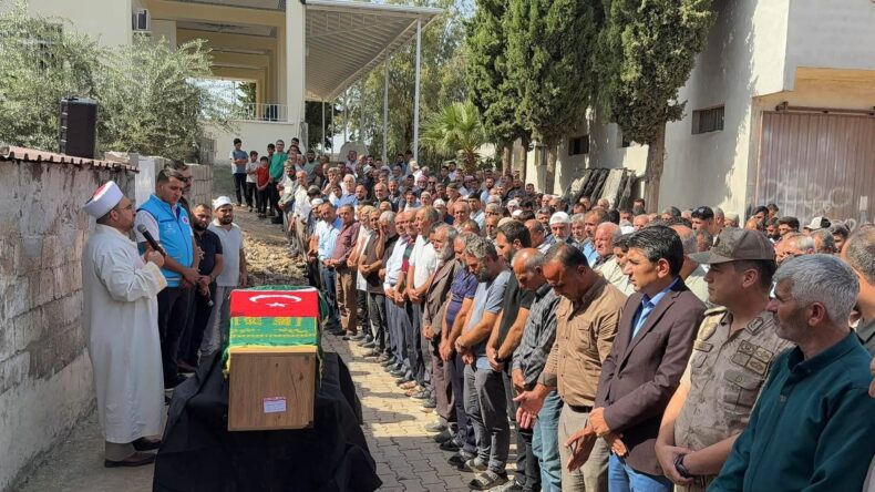 REYHANLI’DA ACI ÜSTÜNE ACI 2 KARDEŞ YAN YANA DEFNEDİLDİ