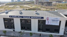 HATAY BÜYÜKŞEHİR BELEDİYESİ’NDEN HATAY’A ULUSLARARASI DAYANIŞMAYLA SAĞLIK MERKEZİ