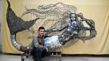 Hurda parçaları ile tam 400 kilo ağırlığında “Deniz Kızı” heykeli yaptı