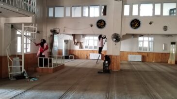 İBADETHANELER TEMİZLENİYOR