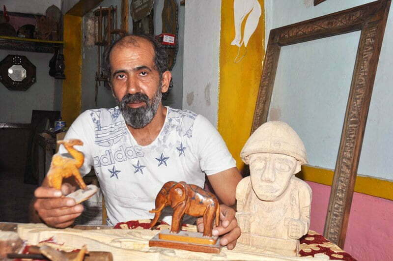 40 yıldır ahşap’a şekil veriyor