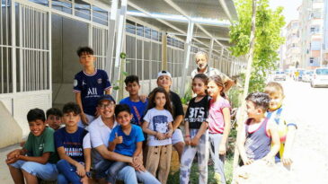 TAYVAN KÜLTÜR MERKEZİNDE ÇİÇEK ÇOCUK VE KUŞ SESLERİ VAR