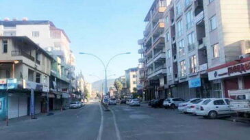 Reyhanlı sokağa çıkma yasağına uydu