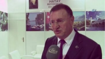 BAŞKAN SAVAŞ YENİKAPI’DAKİ HATAY GÜNLERİ’NDE  DÜNYAYA SESLENDİ