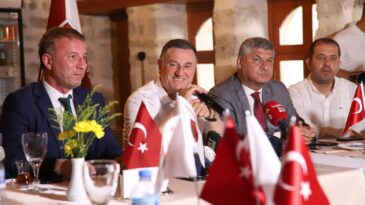 LÜTFÜ SAVAŞ AVRUPA KUPALARINA GÖZ KIRPTI