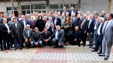 BAŞKAN SAVAŞ, 15 İLÇEDEN GELEN MUHTARLARLA BULUŞTU