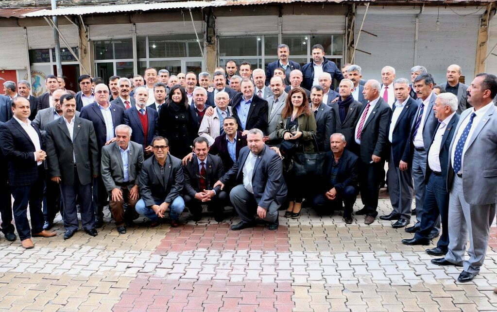 BAŞKAN SAVAŞ, 15 İLÇEDEN GELEN MUHTARLARLA BULUŞTU