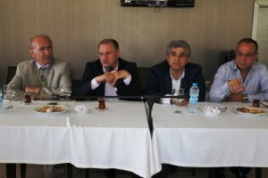 BAŞKAN SAVAŞ, REYHANLI, KIRIKHAN VE DEFNE MUHTARLARIYLA BULUŞTU (5)