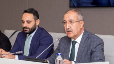 Erkılınç: Yanlış yollara tevessül edenler kendilerini kandırıyor