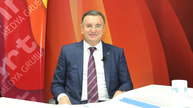 BAŞKAN SAVAŞ KRT TV’NİN CANLI YAYIN KONUĞU OLDU