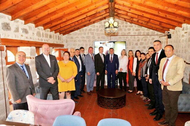 KARDEŞ ŞEHİR AALEN’DEN BAŞKAN SAVAŞ’A  DOST ZİYARETİ