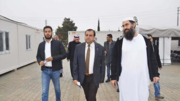 Yumuşak,  Suriyelilerin eğitim göreceği sanat eğitim merkezinin açılışını yaptı