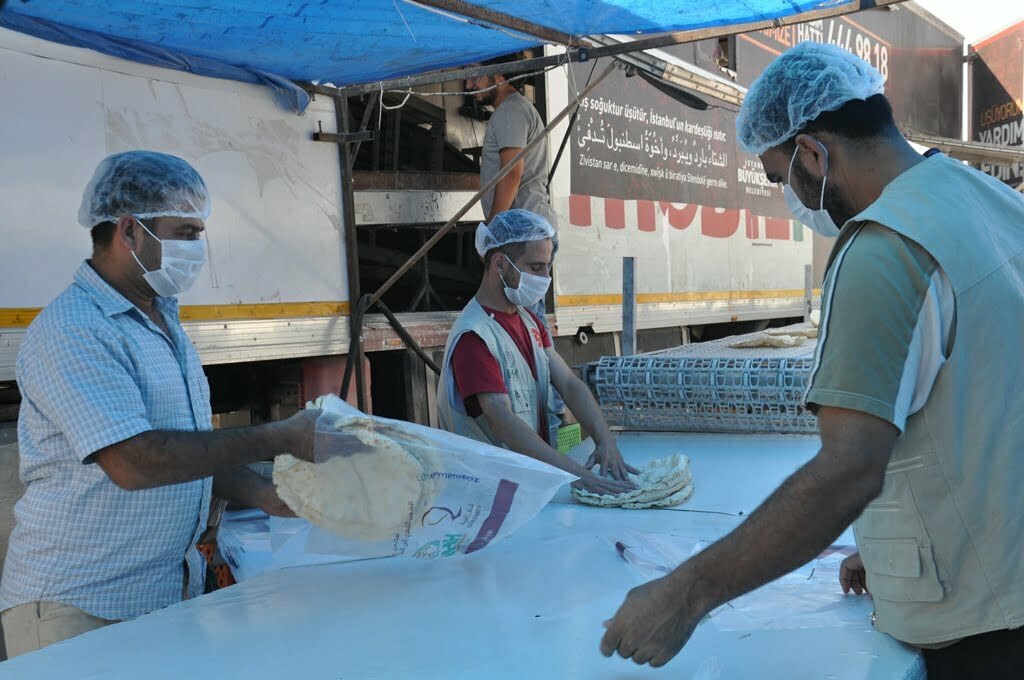 İHH’dan Suriye’ye Günde 20 Bin Ekmek