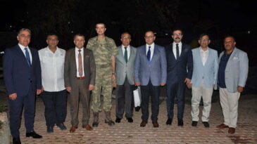 Reyhanlı’dan tayin olan komutan ve daire müdürlerine veda yemeği