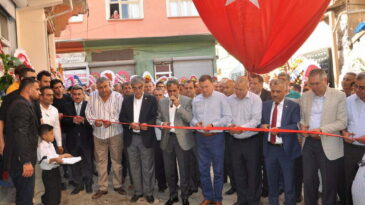 11 MAYIS ŞEHİTLER DERNEĞİ TÖRENLE AÇILDI