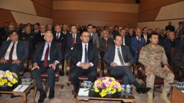 Reyhanlı’da ‘dış ticaretin geliştirilmesi’ toplantısı düzenlendi