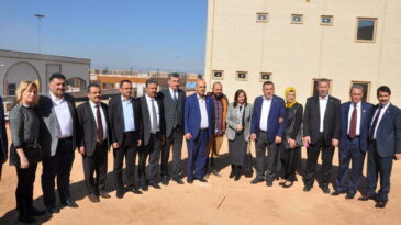 TBMM İçişleri Komisyonu İHH Lojistik ve Yaşam Merkezini inceledi