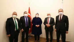 HATAY MİLLETVEKİLLERİ  BAKAN SELÇUK İLE GÖRÜŞTÜ