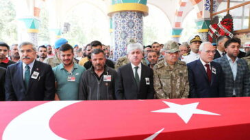 Aziz Şehidimizi  Son Yolculuğuna Uğurladık