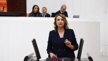 YILDIRIM KARA: TARİHİMİZİ KORUMAK YENİ BİNALAR  İNŞA ETMEK KADAR ÖNEMLİDİR