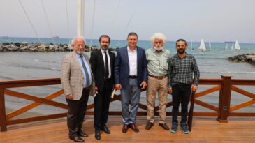 HBB BAŞKANI SAVAŞ: AY YILDIZLI BAYRAĞIMIZA AŞIĞIM