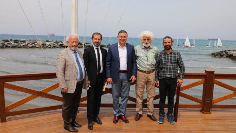 HBB BAŞKANI SAVAŞ: AY YILDIZLI BAYRAĞIMIZA AŞIĞIM