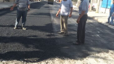 Reyhanlı Belediyesi’nin Yol Yapım Çalışmaları Devam Ediyor