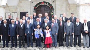 Vali Doğan, Noel Bayramı Sevincine Ortak Oldu