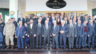 Ulaştırma ve Altyapı Bakanı Turhan Hatay’da