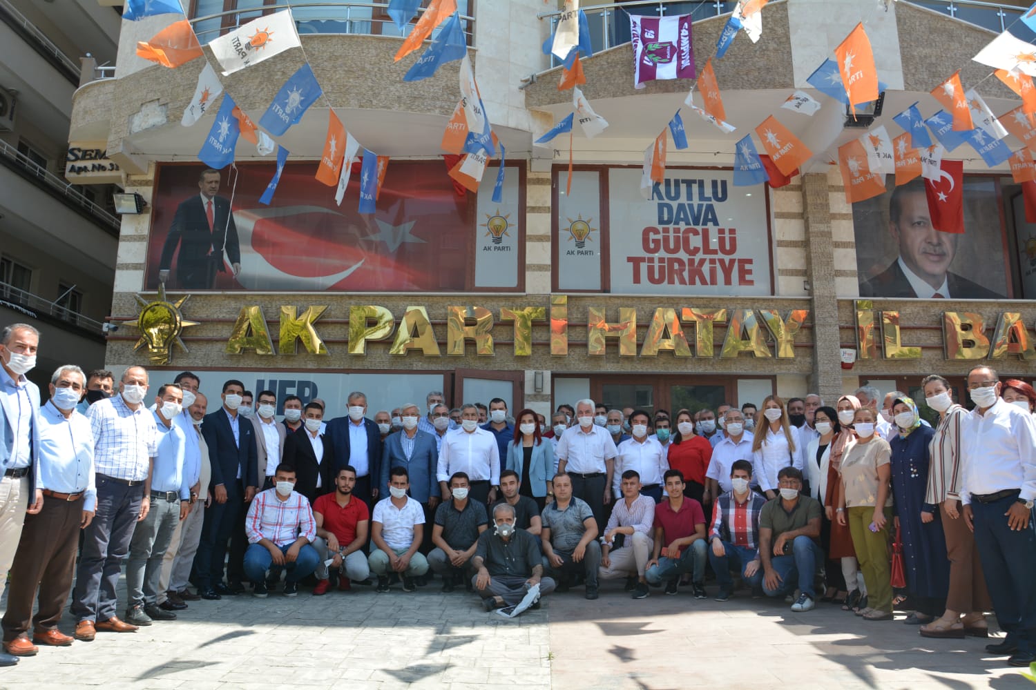 AK PARTİ’DE GÜNDEM; HATAY