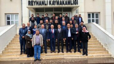 Mehmetbeyli Mahallesi Sakinlerinin Konut ve Arazi Sorunları Çözüldü