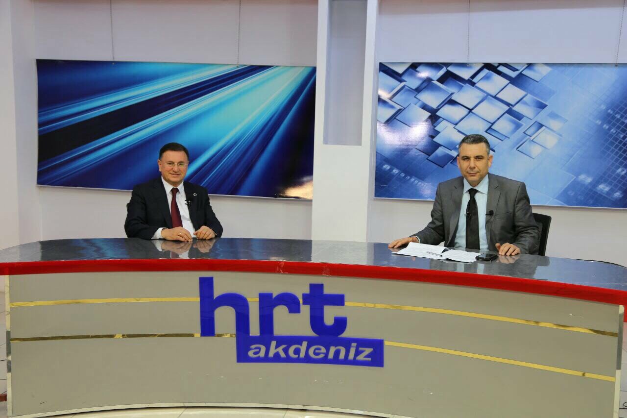 BAŞKAN SAVAŞ, DEMOKRASİ BULVARI’NIN CANLI YAYIN KONUĞU OLDU