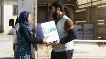 Kimyasal Saldırıya Uğrayan Han Şeyhun’a İnsani Yardım