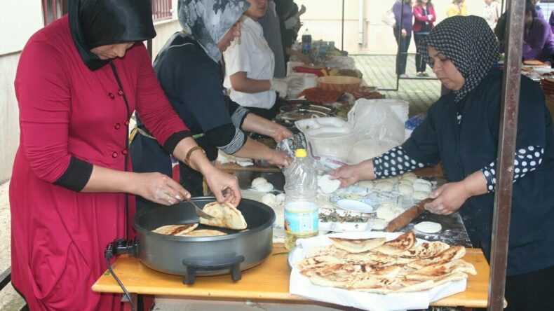 Öğrenciler Yararına Kermes