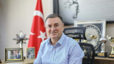 LÜTFÜ SAVAŞ: EXPO 1 MİLYON 200 BİN ZİYARETÇİYİ AŞTI