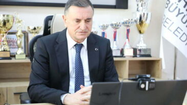 ON BÜYÜKŞEHİR BELEDİYE BAŞKANI BULUŞTU: “VEFAT SAYILARI AÇIKLANANDAN 2-3 KAT FAZLA”