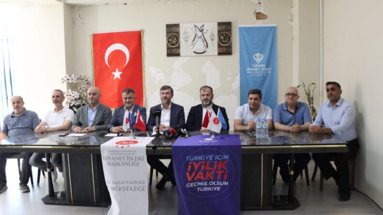 BAŞKAN HACIOĞLU’NDAN ÇİFTLERE EVLİLİK DESTEĞİ