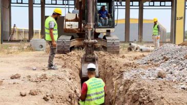 REYHANLI KÜÇÜK SANAYİ SİTESİ’NDE ÇALIŞMALAR SÜRÜYOR