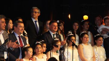 HBB MÜLTECİ ÇOCUKLAR KOROSU İZMİR’DEN DÜNYAYA BARIŞ MESAJI VERDİ