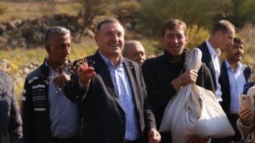 BAŞKAN SAVAŞ, “ÇİFTÇİYE VE YERLİ ÜRETİME SARIL”