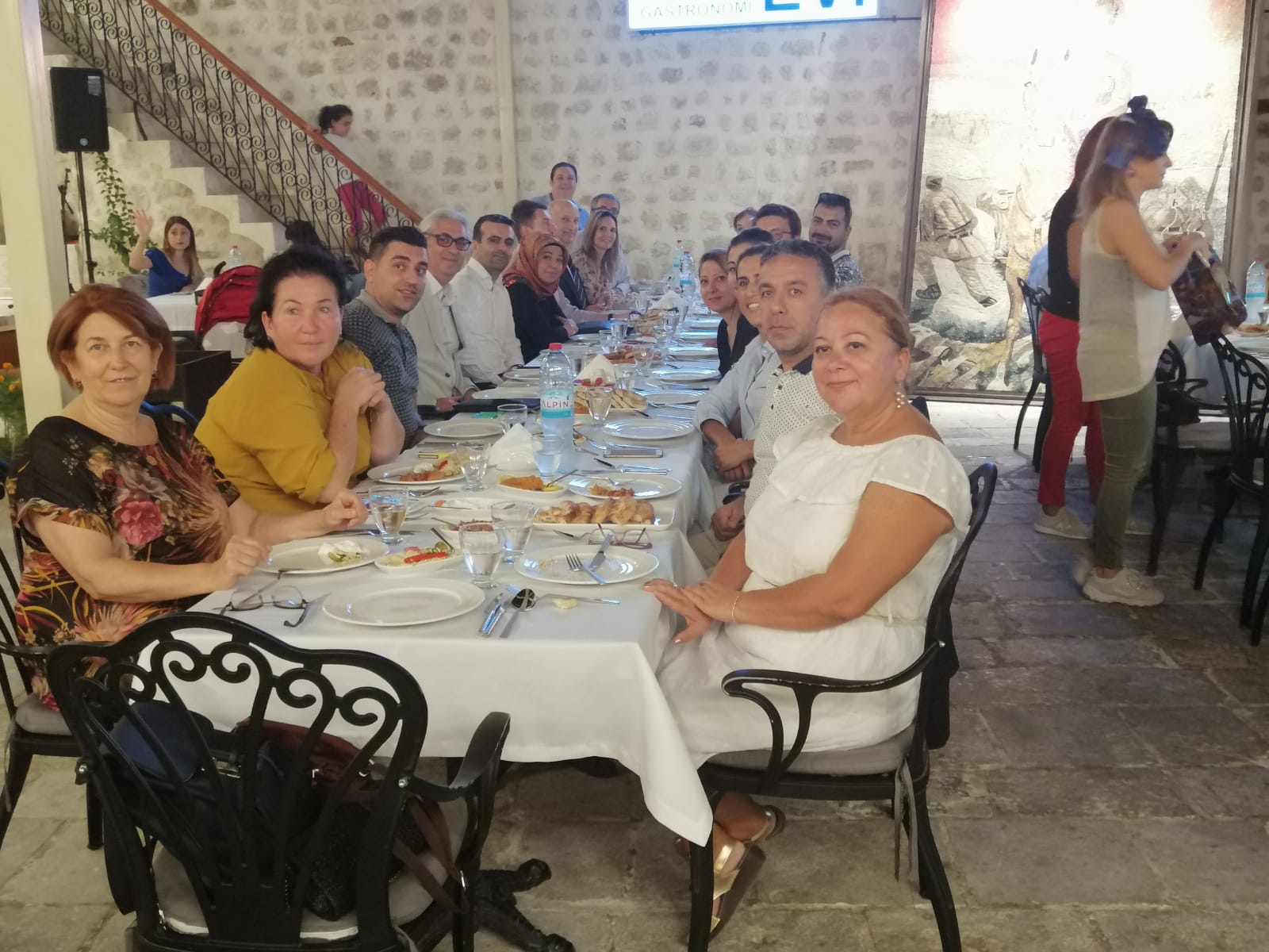AKADEMİSYENLERDEN HATAY YEMEKLERİNE ÖVGÜ