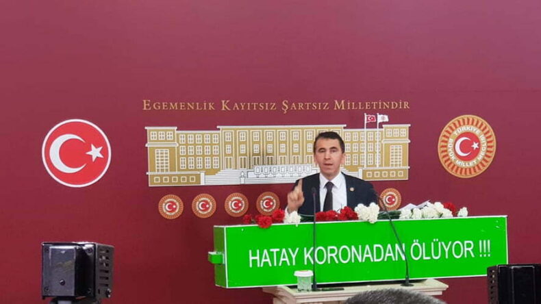 CHP’li Serkan Topal’dan Tabutlu çağrı: Hatay Yaşasın Koronodan Ölmesin!