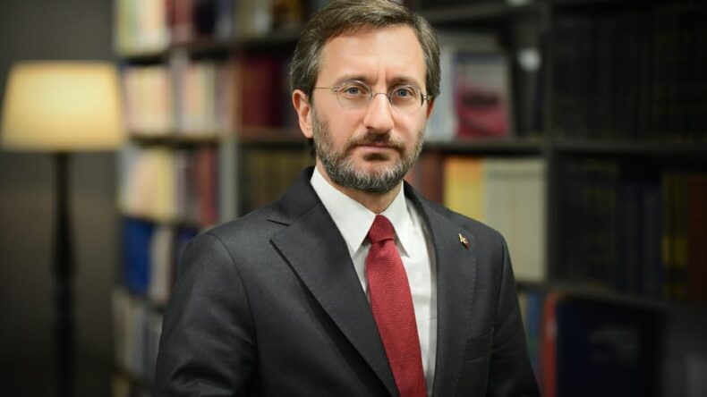 İLETİŞİM BAŞKANI FAHRETTİN ALTUN’UN 10 OCAK ÇALIŞAN GAZETECİLER GÜNÜ MESAJI