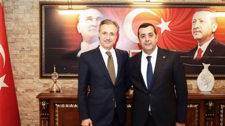 BAŞKAN YUMUŞAK, BAKAN YARDIMCISI COŞKUN’U MAKAMINDA AĞIRLADI
