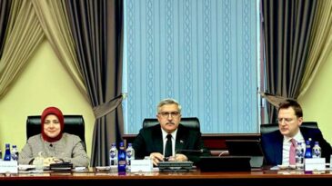 YAYMAN AK PARTİ MYK TOPLANTISINA KATILDI