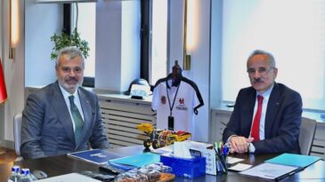 BAŞKAN ÖNTÜRK’TEN BAKAN URALOĞLU’NA  ZİYARET