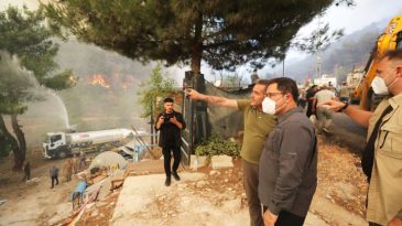 VATANDAŞ DİYOR Kİ YALNIZCA HATAY’IN VALİSİ DEĞİL HATAYLI VALİ OLDU