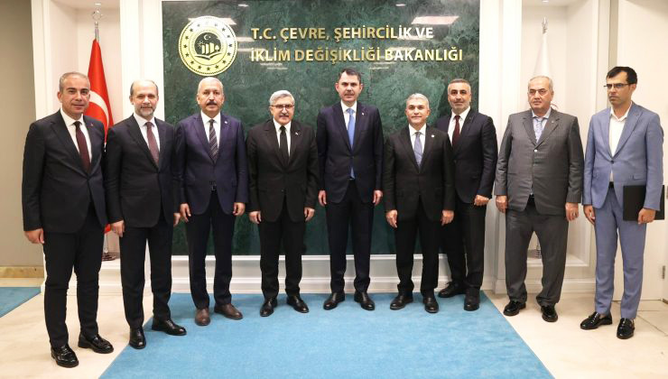 HATAY HEYETİNDEN BAKAN KURUM’A ZİYARET